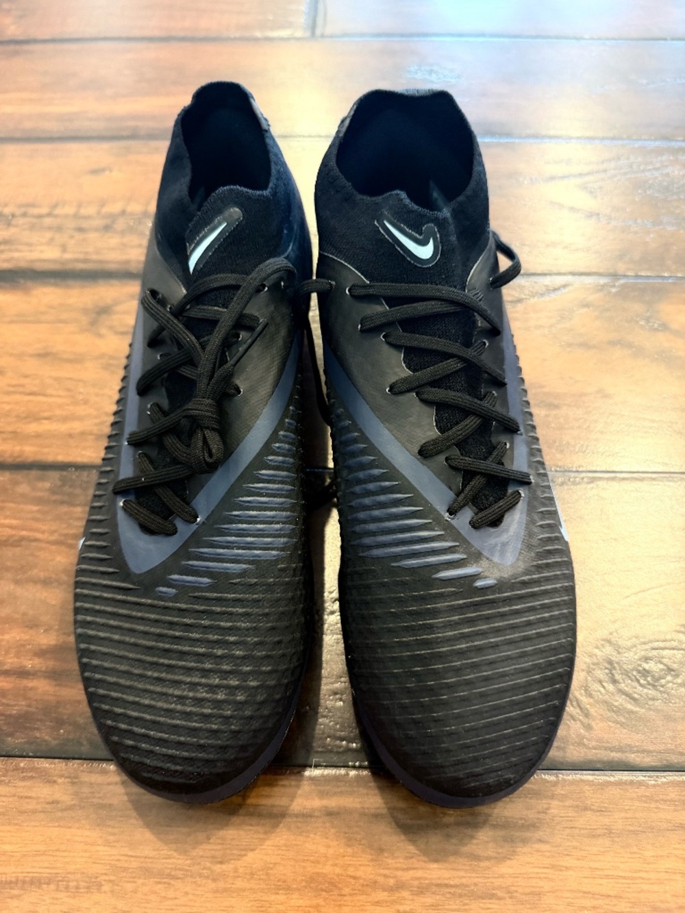 Mens Nike Soccer Cleats Brand New